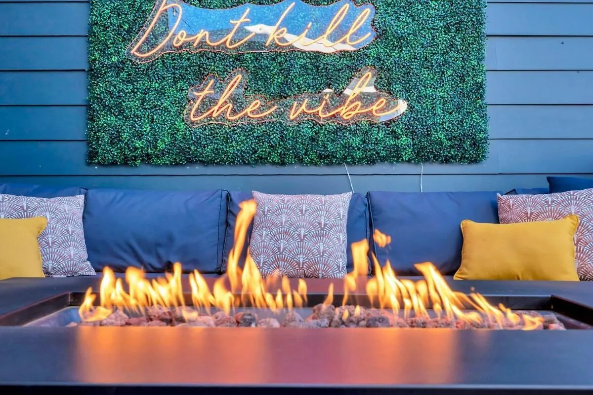 Private Roof Deck - Game Room - Broadway In 10 Nashville Estados Unidos